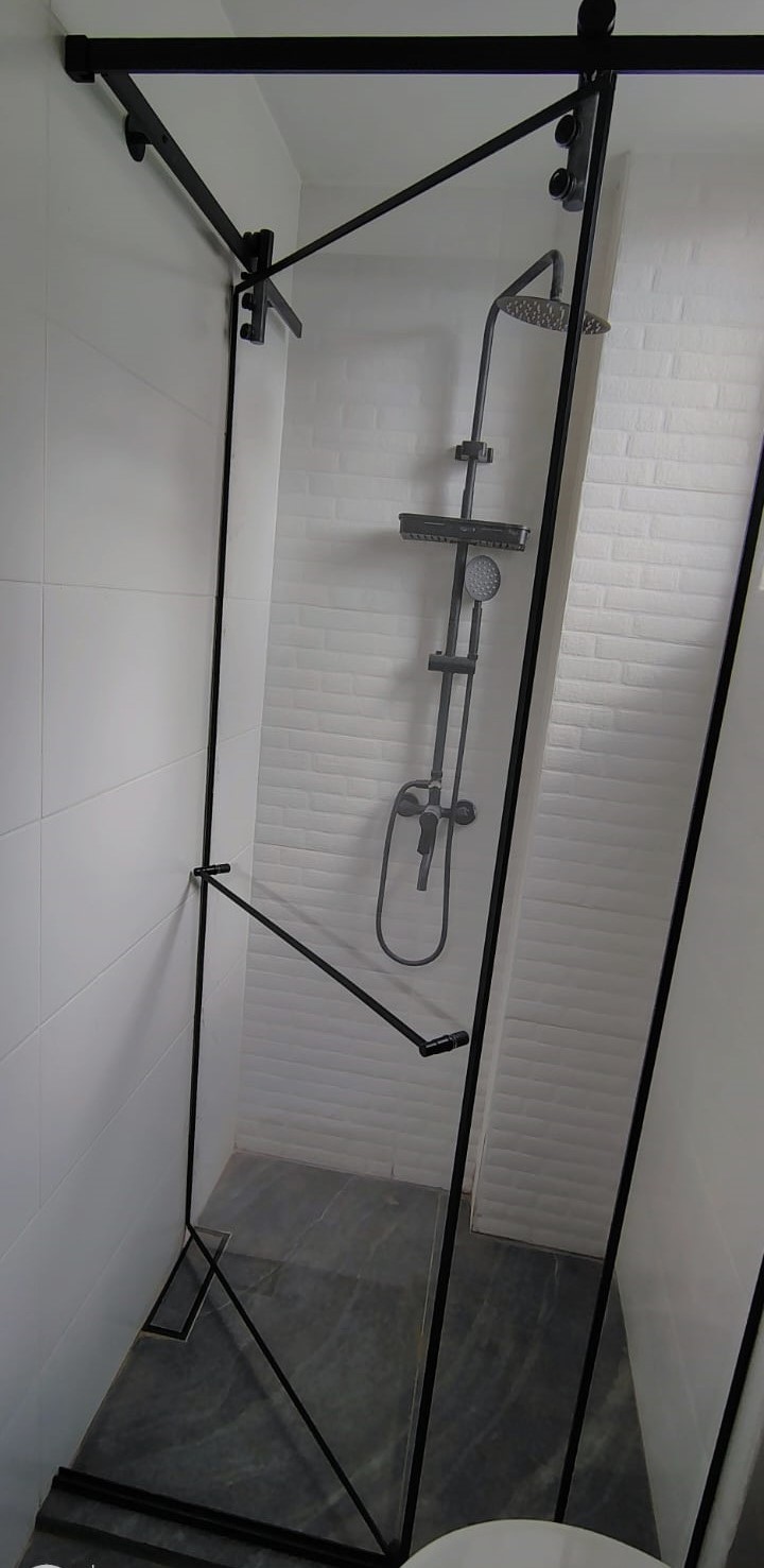 Puertas y ventanas en aluminio y vidrio
